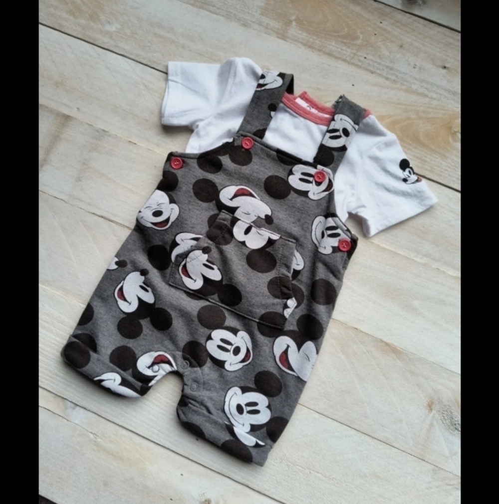 NWT Disney Baby Mickey Mouse Overalls Shorts And SS Shirt 2pc Set Size 3 Months